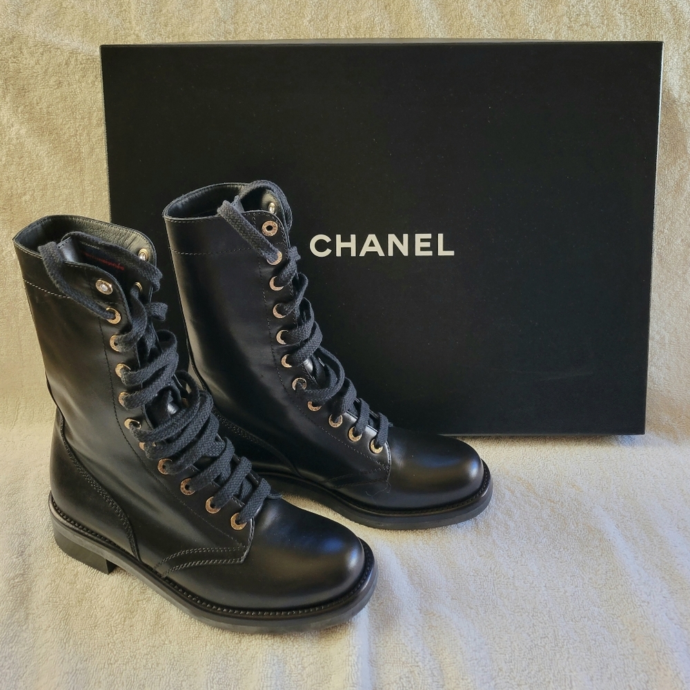 CHANEL Thistle Tall Calfskin Lace Up Work Boots Plaid Lining 2014